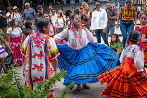 Oaxaca dancing costumes